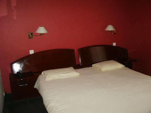Cit'Hotel L'Europe - Cholet Gare Luaran gambar